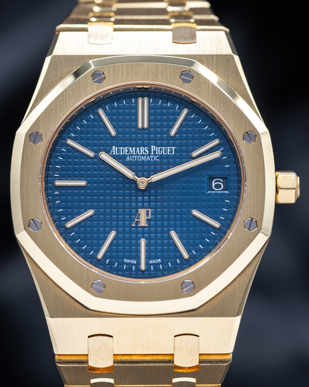 2017 Audemars Piguet Royal Oak "Jumbo" Extra-Thin 39MM Blue Dial Yellow Gold Bracelet (15202BA.OO.1240BA.01)