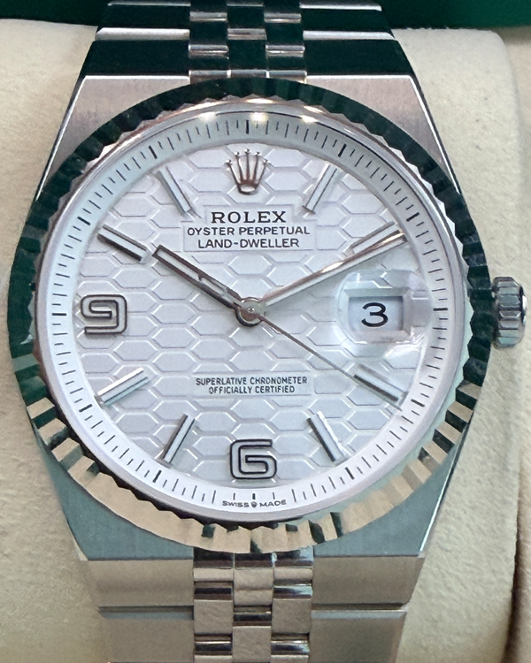 2025 Rolex Land-Dweller 40MM White Dial Flat Jubilee Bracelet (127334)