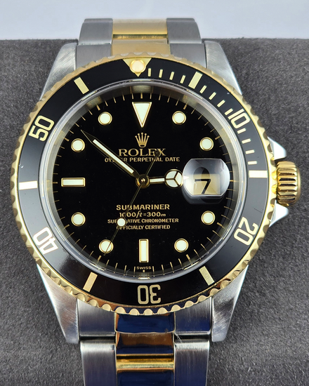 No Reserve - 1999 Rolex Submariner Date 40MM Black "Swiss Only" Dial Two-Tone Oyster Bracelet (16613)