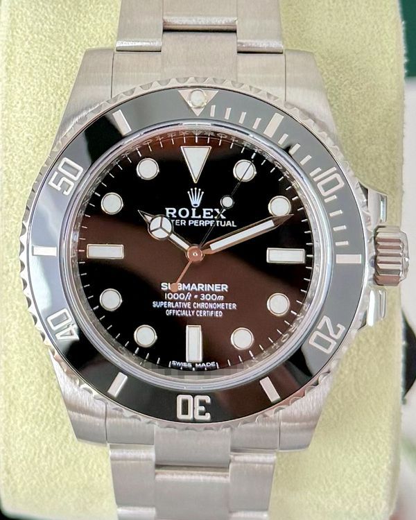 2013 Rolex Submariner No-Date 40MM Black Dial Oyster Bracelet (114060)