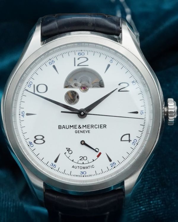 No Reserve - 2018 Baume & Mercier Clifton 43MM White Dial Leather Strap (M0A10448)