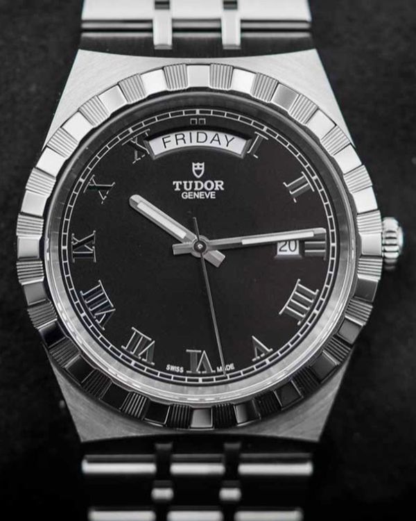 Tudor Royal (28600)