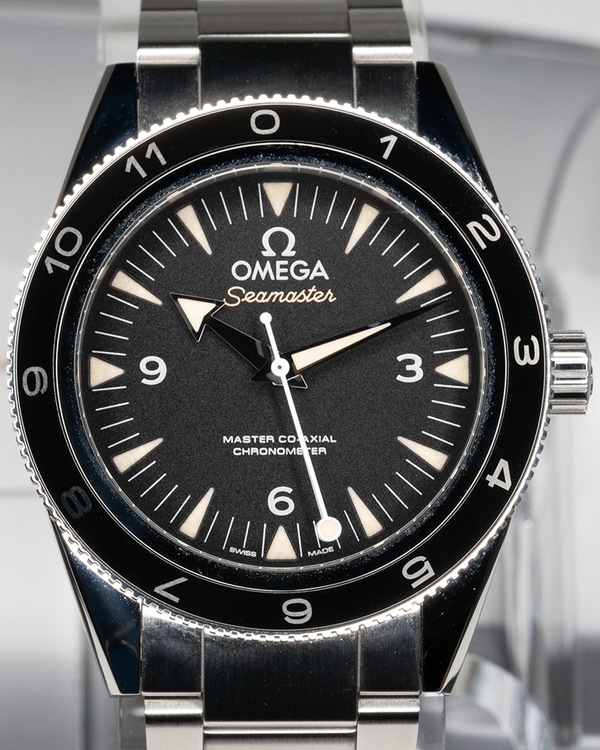 2015 Omega Seamaster 300 "Spectre" L. E. 41MM Black Dial Steel Bracelet (233.32.41.21.01.001)