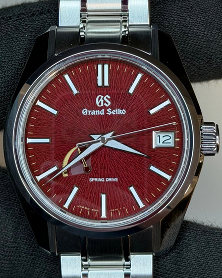2023 Grand Seiko Heritage "Katana" L.E. 40MM Red Dial Steel Bracelet (SBGA493G)