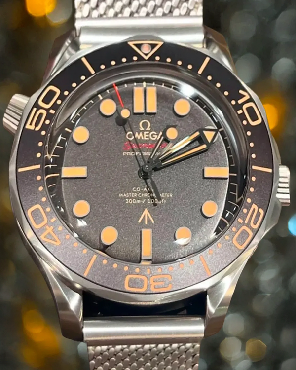 2024 Omega Seamaster Diver 300M "007 James Bond Edition No Time To Die" 42MM Brown Dial Titanium Bracelet (210.90.42.20.01.001)