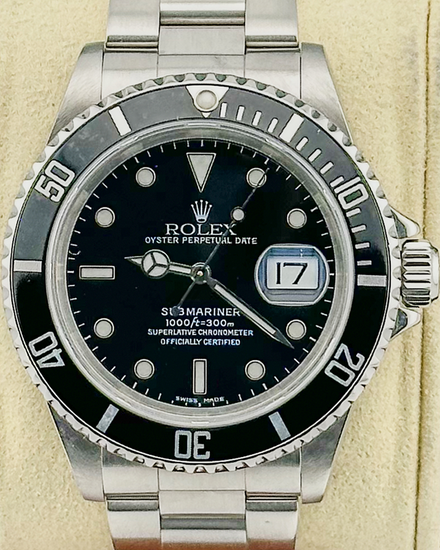 No Reserve - 2004 Rolex Submariner Date 40MM Black Dial Oyster Bracelet (16610)
