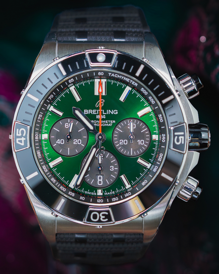 2022 Breitling Super Chronomat 44MM Green Dial Rubber Strap (AB0136251L1S1)