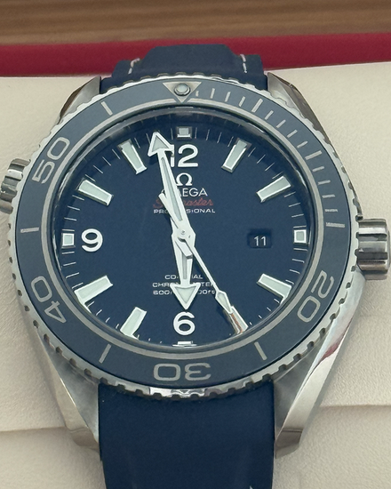 2019 Omega Seamaster Planet Ocean 600M 37.5MM Blue Dial Rubber Strap (232.92.38.20.03.001)