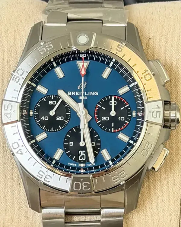 Breitling Avenger (AB0146)