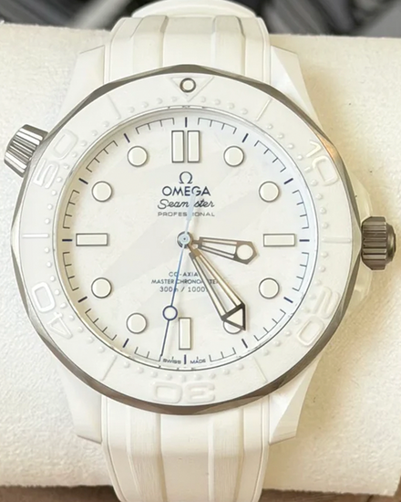 2026 Omega Seamaster Diver 300M "Milano Cortina 2026" 43.5MM White Dial Rubber Strap (522.92.44.20.04.001)