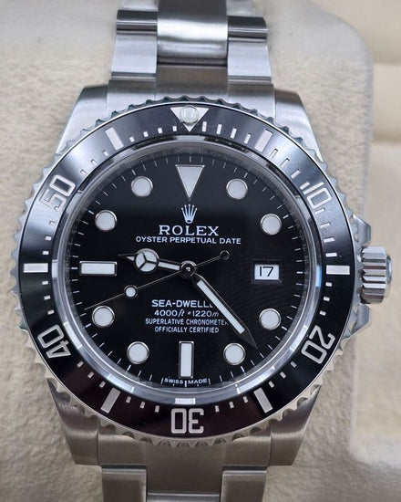 Rolex Sea-Dweller 40MM Black Dial Oyster Bracelet (116600)