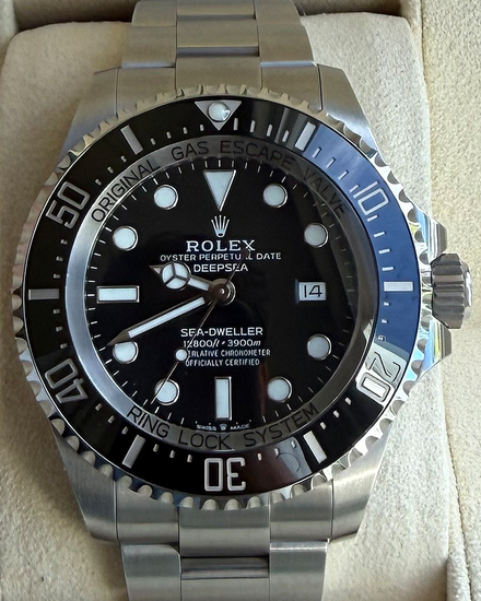 No Reserve - 2021 Rolex Sea-Dweller Deepsea 44MM Black Dial Oyster Bracelet (126660)