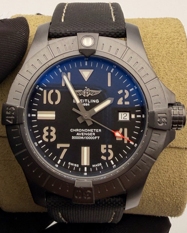 Breitling Avenger (V17319)