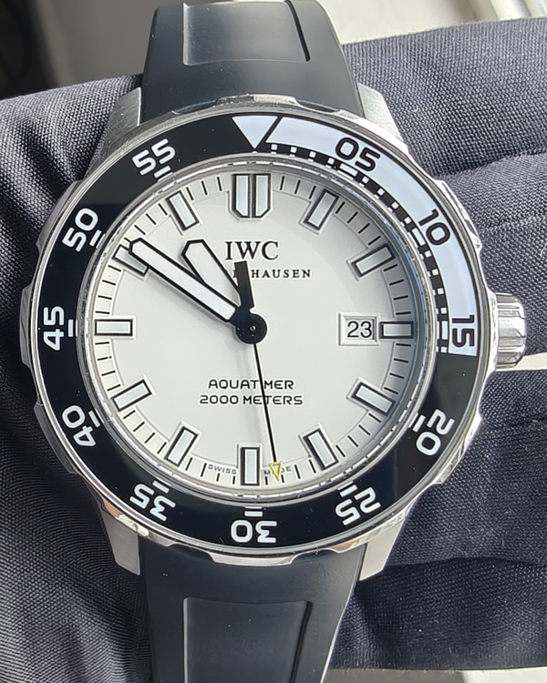 IWC Schaffhausen Aquatimer 2000 44MM White Dial Rubber Strap (IW356806)