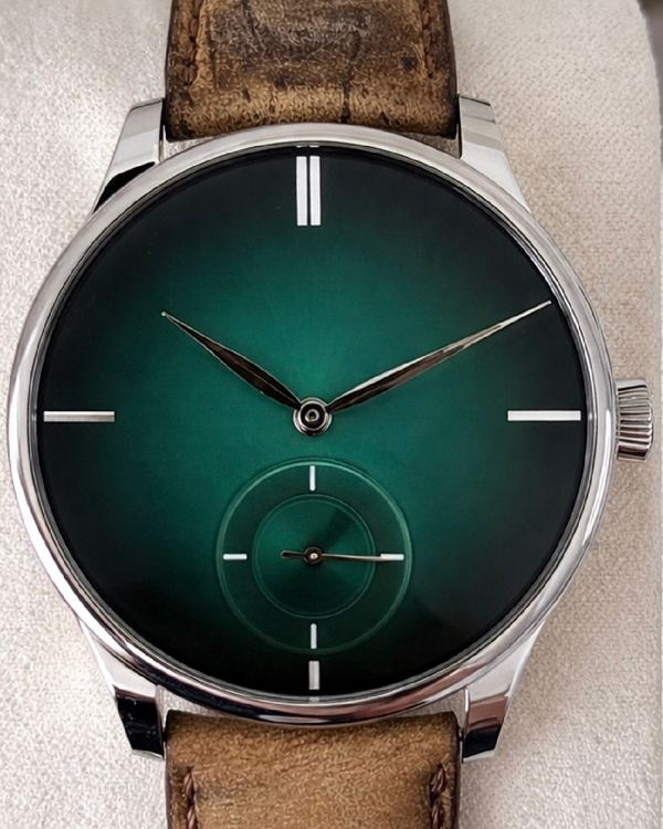 2019 H. Moser & Cie Venturer Small Seconds XL 43MM Green Dial Leather Strap (2327-1202)