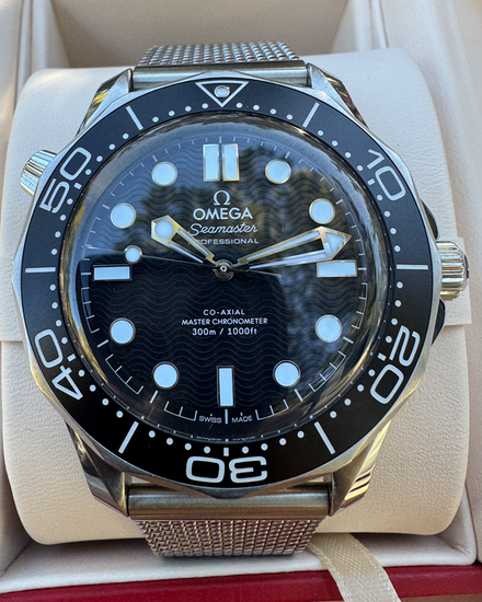 2025 Omega Seamaster Diver 300M 42MM Black Dial Steel Bracelet (210.30.42.20.01.010)