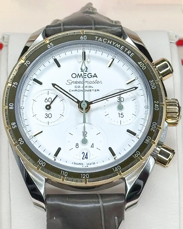 2025 Omega Speedmaster 38MM Silver Dial Leather Strap (324.23.38.50.02.001)