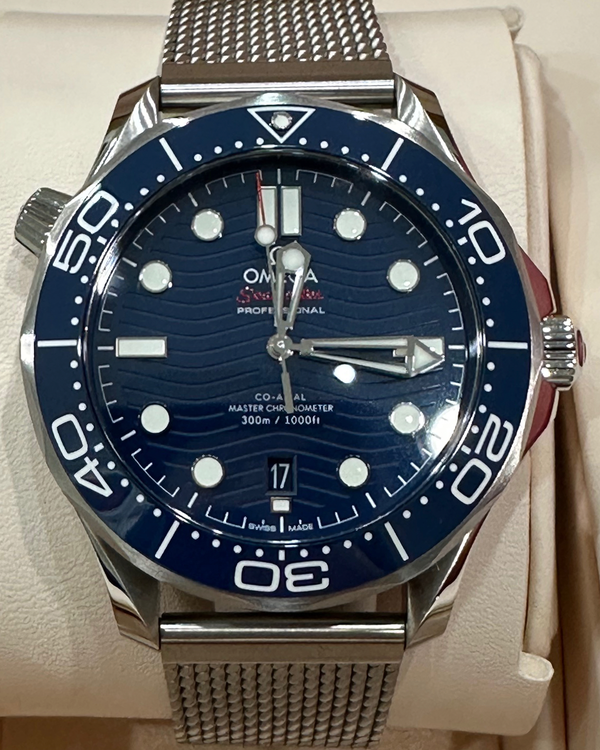 No Reserve - 2025 Omega Seamaster Diver 300M 42MM Blue Dial Steel Bracelet (210.32.42.20.03.001)