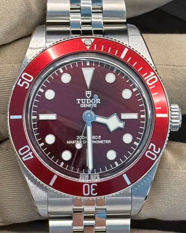 No Reserve - 2026 Tudor Black Bay 58' 39MM Burgundy Dial Steel Bracelet (7939A1A0RU)