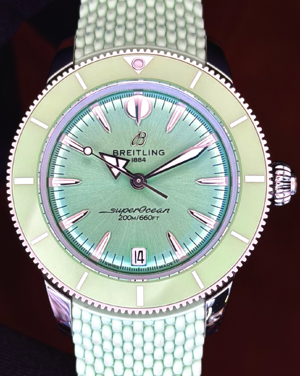 2022 Breitling Superocean Heritage 36MM Green Dial Rubber Strap (A10390)