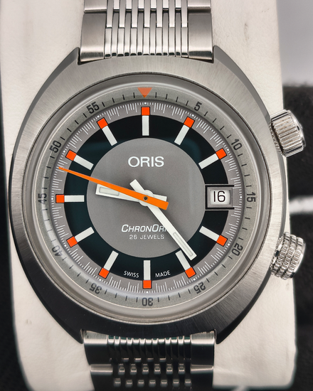 Oris Chronoris Date 39MM Grey Dial Steel Bracelet (01 733 7737 4053)
