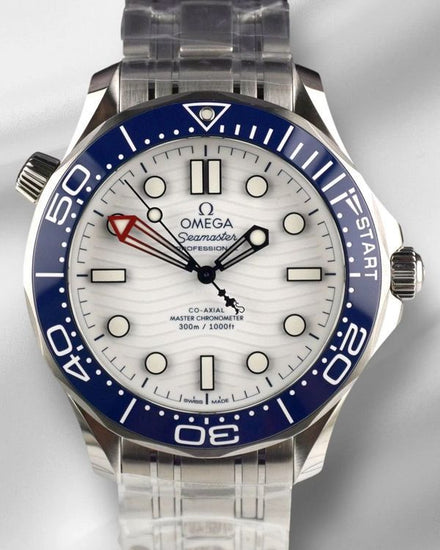 Omega Seamaster Diver 300M "America's Cup" 42MM White Dial Steel Bracelet (210.30.42.20.04.002)