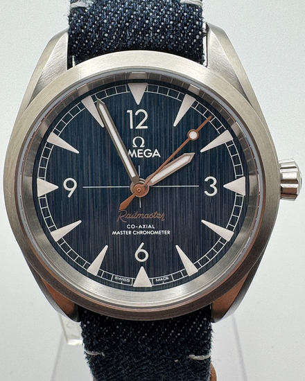 2025 Omega Seamaster Railmaster 40MM Blue "Jeans" Dial Textile Strap (220.12.40.20.03.001)