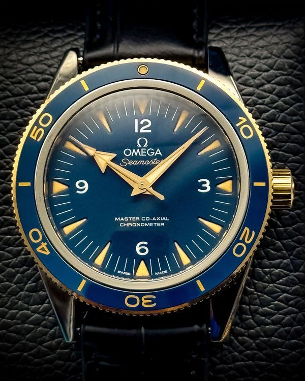 2018 Omega Seamaster 300 41MM Blue Dial Leather Strap (233.62.41.21.03.001)