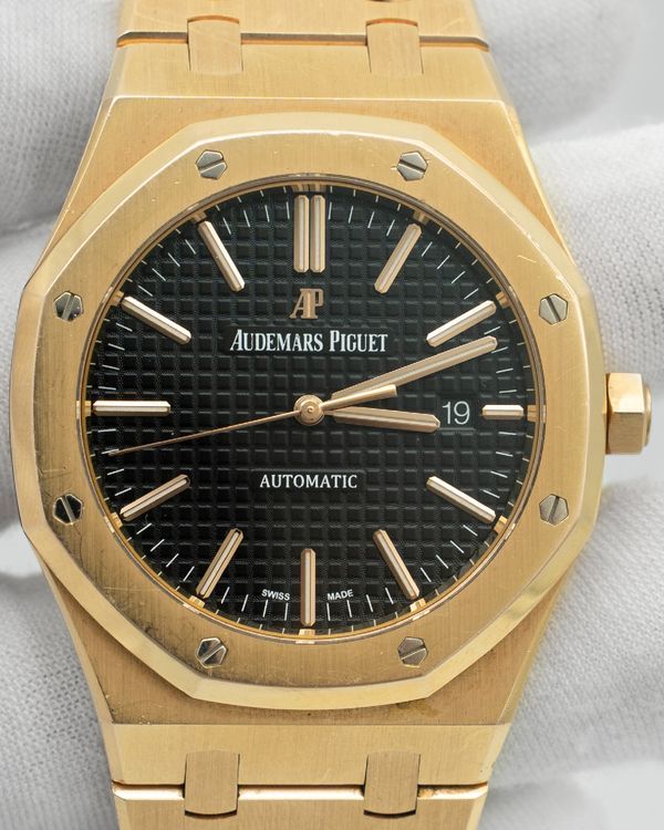 Audemars Piguet Royal Oak (15400OR.OO.D002CR.01.A)