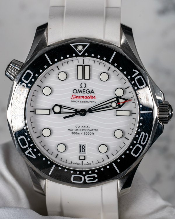 2020 Omega Seamaster Diver 300M 42MM White Dial Aftermarket Rubber Strap (210.32.42.20.04.001)