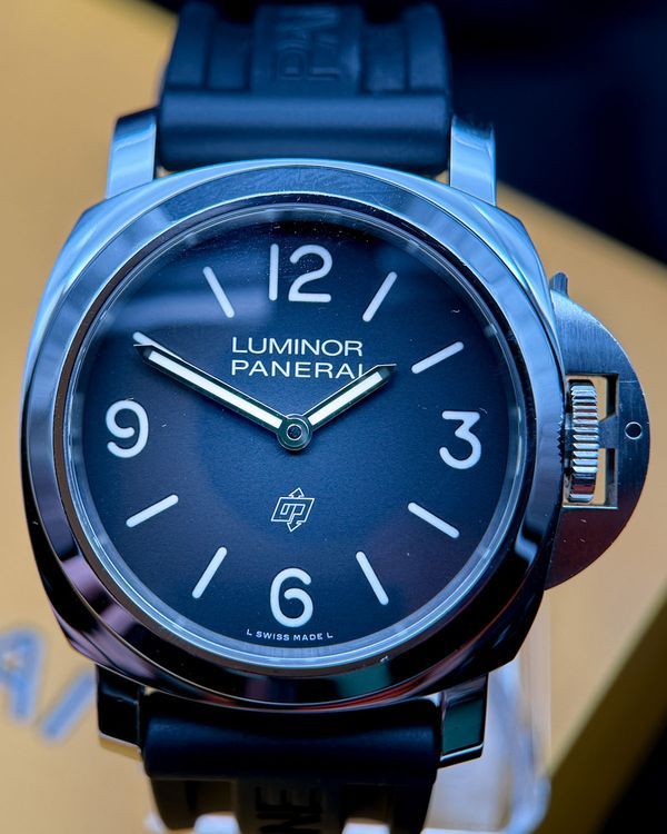 No Reserve - 2021 Panerai Luminor Base Logo 44MM Black Dial Rubber Strap (PAM01086)