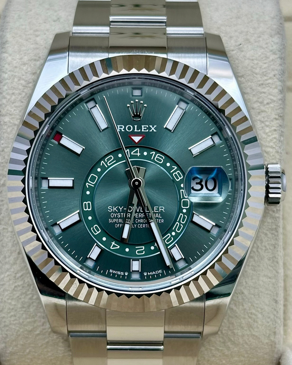 Rolex Sky-Dweller (520)