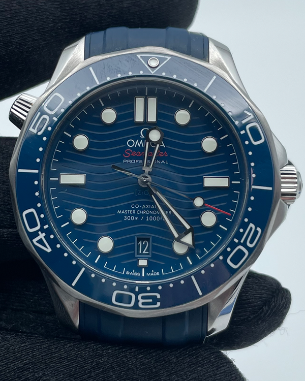 2023 Omega Seamaster Diver 300M 42MM Blue Dial Rubber Strap (210.32.42.20.03.001)