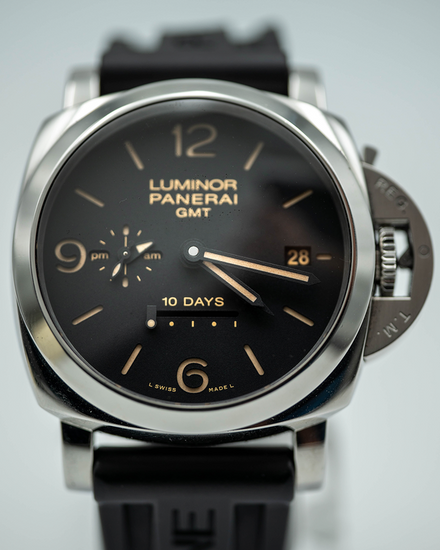 2017 Panerai Luminor 1950 10 Days GMT 44MM Black Dial Rubber Strap (PAM00533)