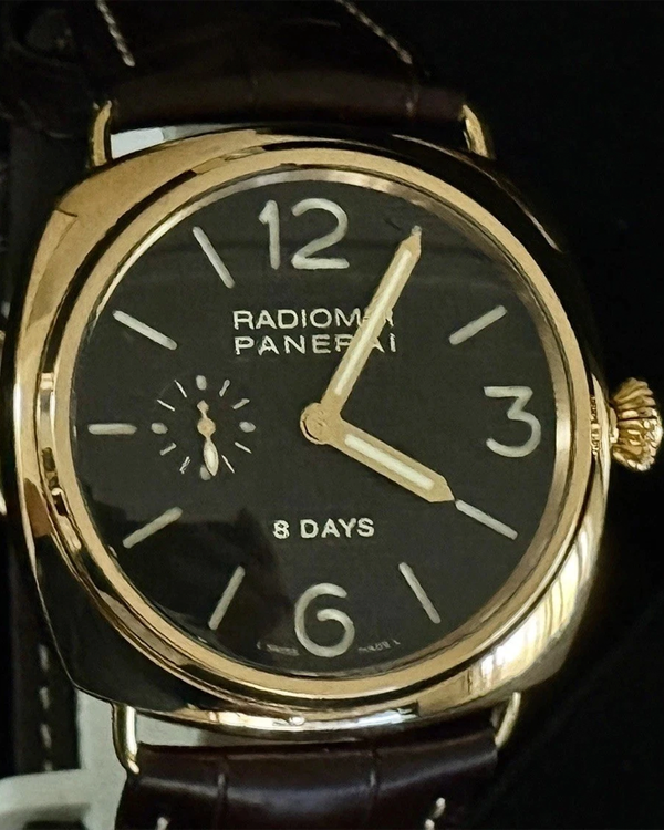 2011 Panerai Radiomir 8 Days L. E. 45MM Black Dial Leather Strap (PAM00197)