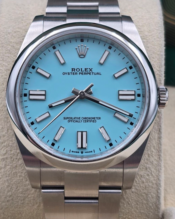 Rolex Oyster Perpetual (124300)