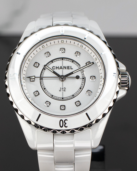 2024 Chanel J12 33MM Quartz White Dial Ceramic Bracelet (H5703)