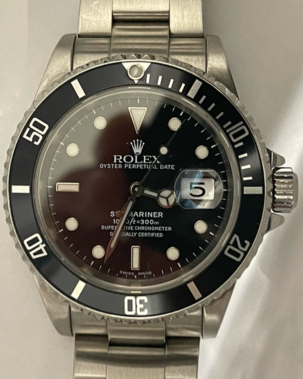 Rolex Submariner Date 40MM Black Dial Oyster Bracelet (16610)