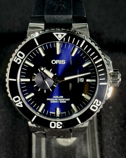 No Reserve - Oris Aquis Date Small Seconds 45.5MM Blue Dial Rubber Strap (01 743 7733 4135)