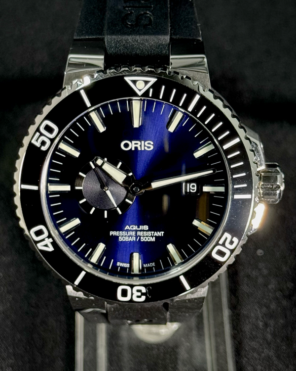 No Reserve - Oris Aquis Small Seconds Date 45.5MM Blue Dial Rubber Strap (01 743 7733 4135)