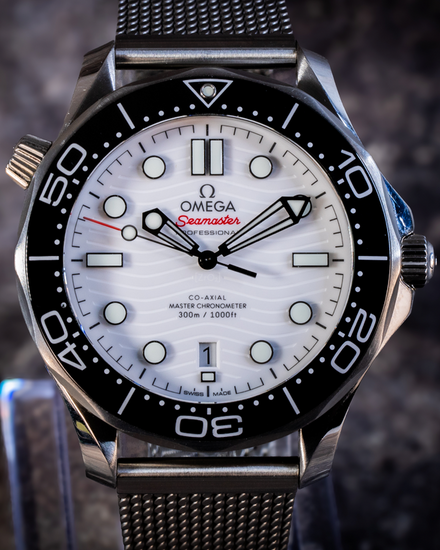2023 Omega Seamaster Diver 300M 42MM White Dial Steel Bracelet (210.30.42.20.04.001)
