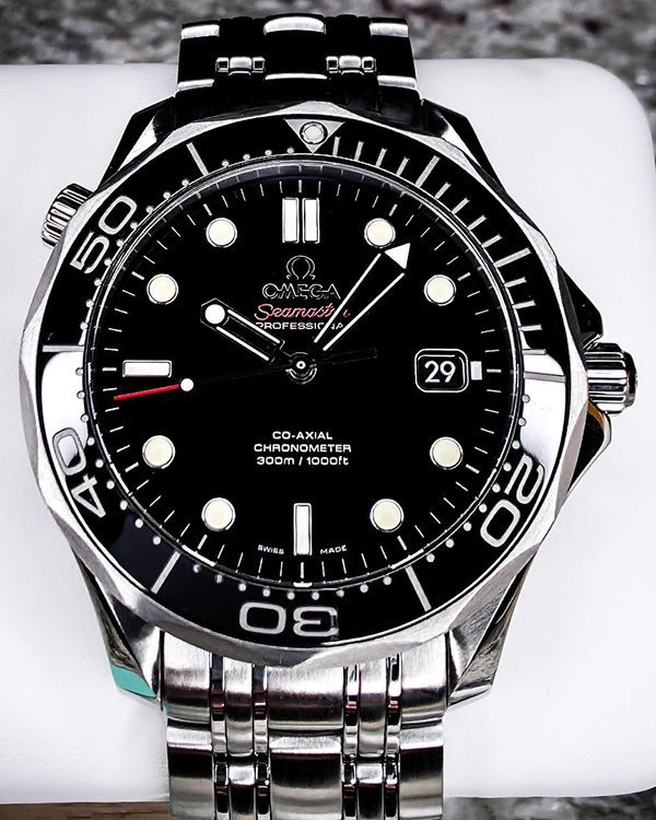 No Reserve - 2018 Omega Seamaster Diver 300M 41MM Black Dial Steel Bracelet (212.30.41.20.01.003)