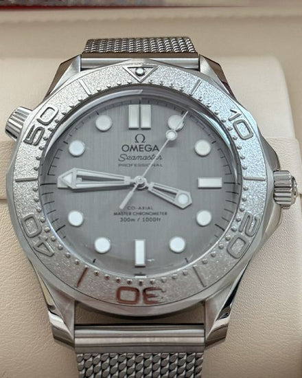 No Reserve - 2026 Omega Seamaster Diver 300M 42MM Grey Dial Steel Bracelet (210.30.42.20.06.002)