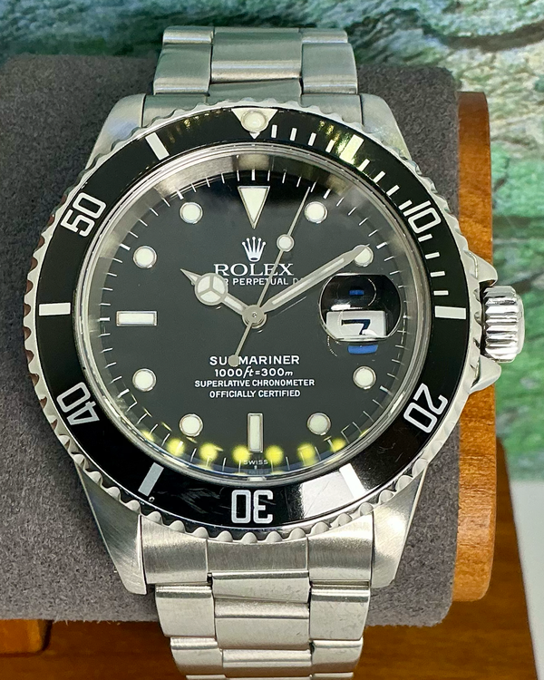 1999 Rolex Submariner Date 40MM Black Dial Oyster Bracelet (116610)