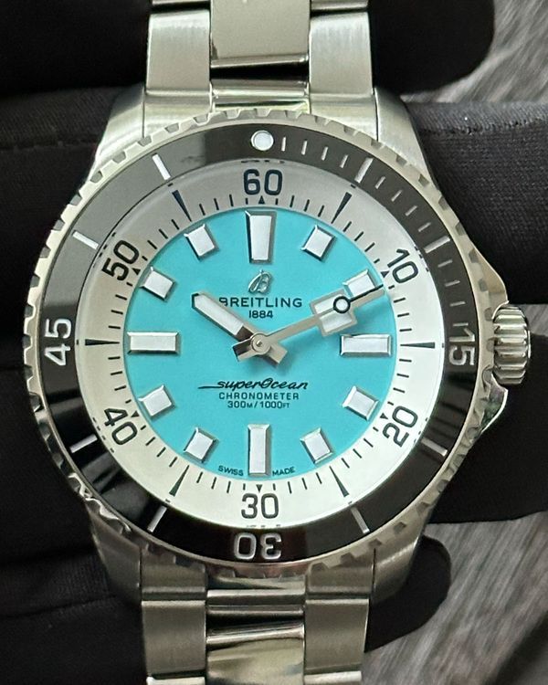 2022 Breitling Superocean 44MM Turquoise Dial Steel Bracelet (A17376211L2A1)