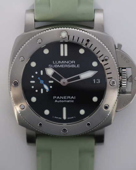 Panerai Submersible 1950 3 Days 42MM Black Dial Aftermarket Rubber Strap (PAM00682)