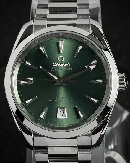 No Reserve - 2023 Omega Seamaster Aqua Terra 38MM Green Dial Steel Bracelet (220.10.38.20.10.002)