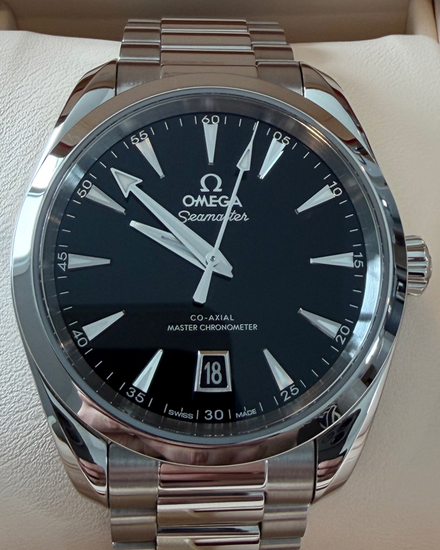 2025 Omega Seamaster Aqua Terra 38MM Black Dial Steel Bracelet (220.10.38.20.01.004)