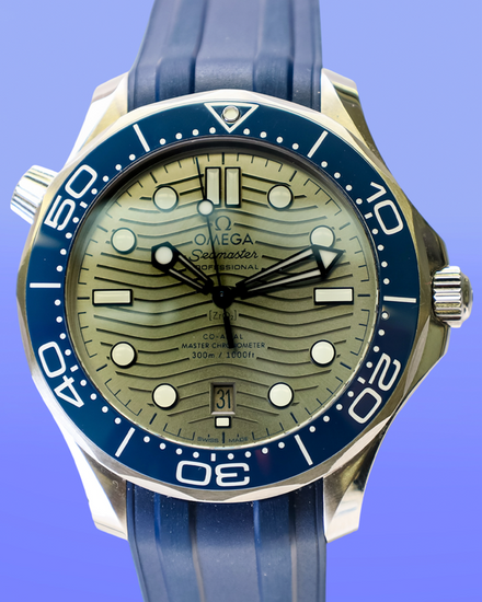 2022 Omega Seamaster Diver 300M 42MM Grey Dial Rubber Strap (210.32.42.20.06.001)