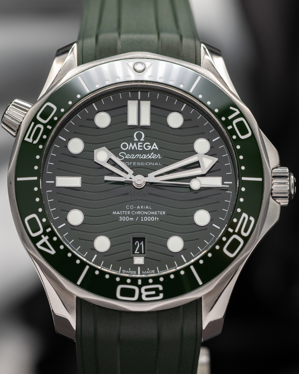2023 Omega Seamaster Diver 300M "Seaweed" 42MM Green Dial Rubber Strap (210.32.42.20.10.001)